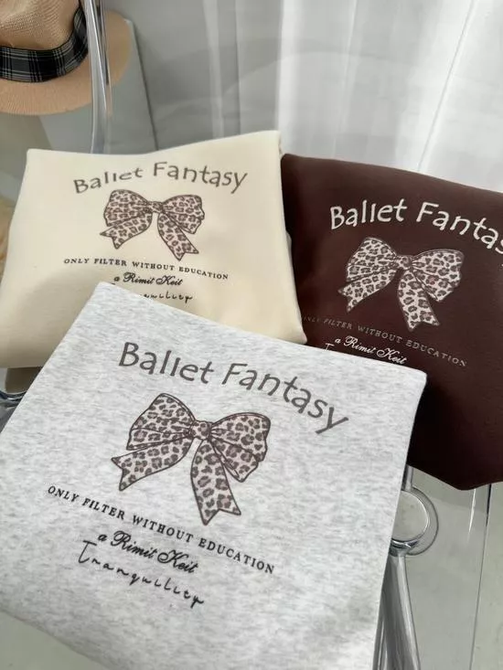 豹紋蝴蝶結大學Tee