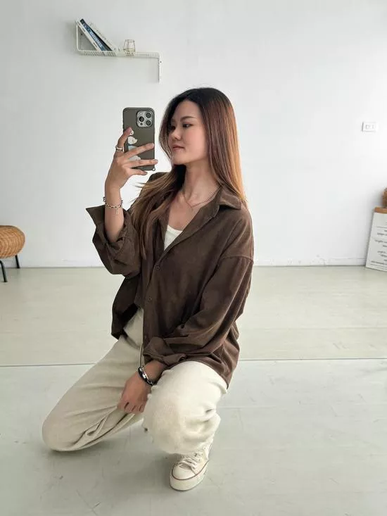 挺版燈芯絨襯衫