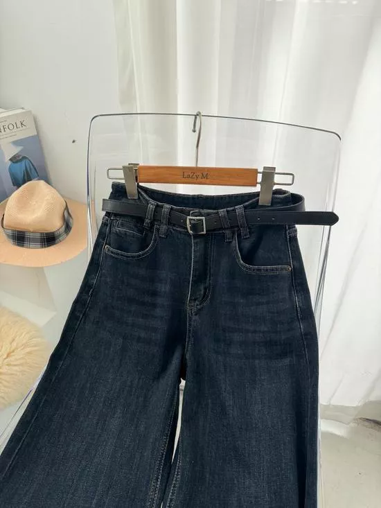 附皮帶彈力直筒牛仔褲