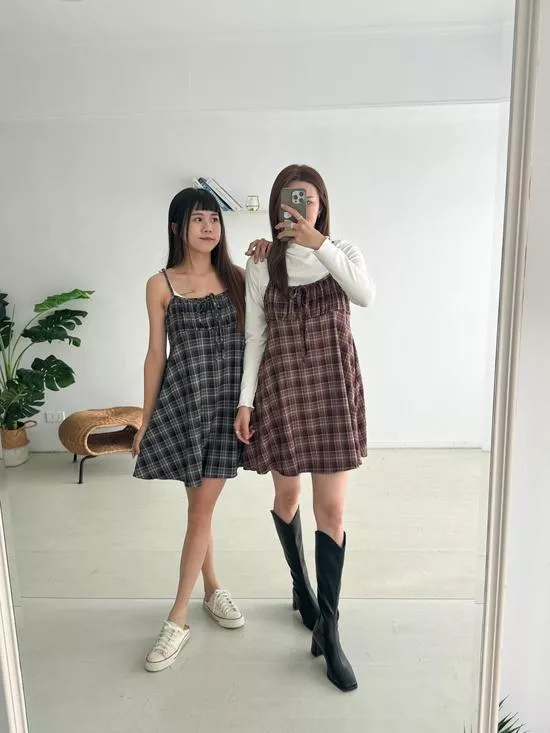 綁帶造型細肩格紋短洋