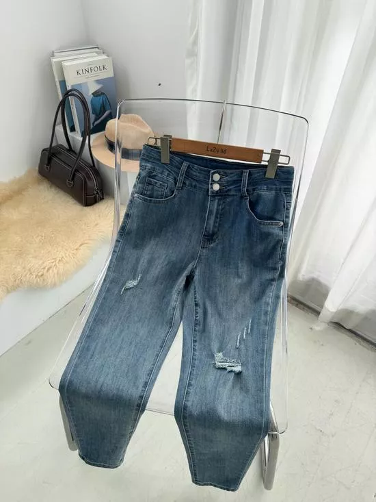 仿舊刷破彈力窄管褲