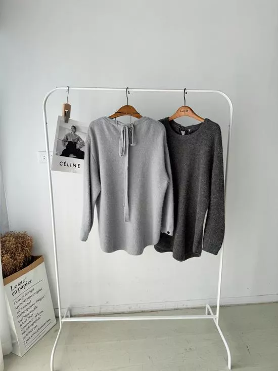 後綁帶造型長版毛衣