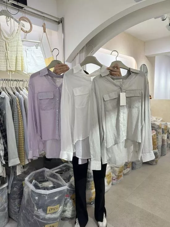 雙口袋短版襯衫