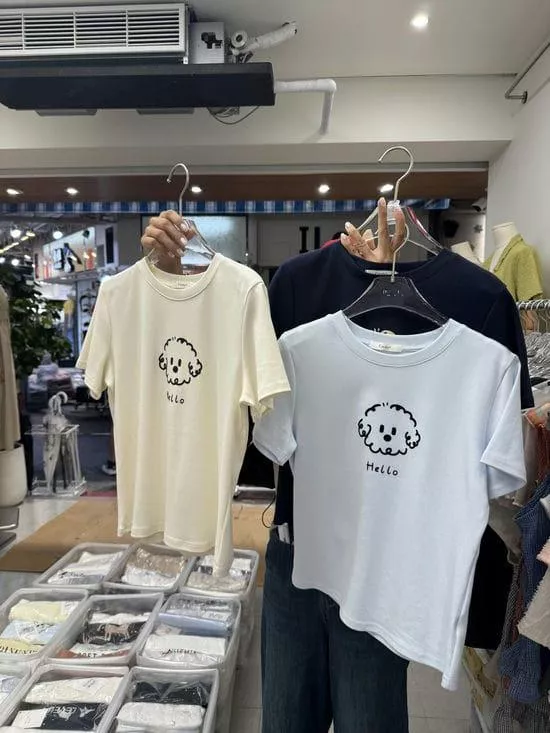 線條狗狗圓領Tee