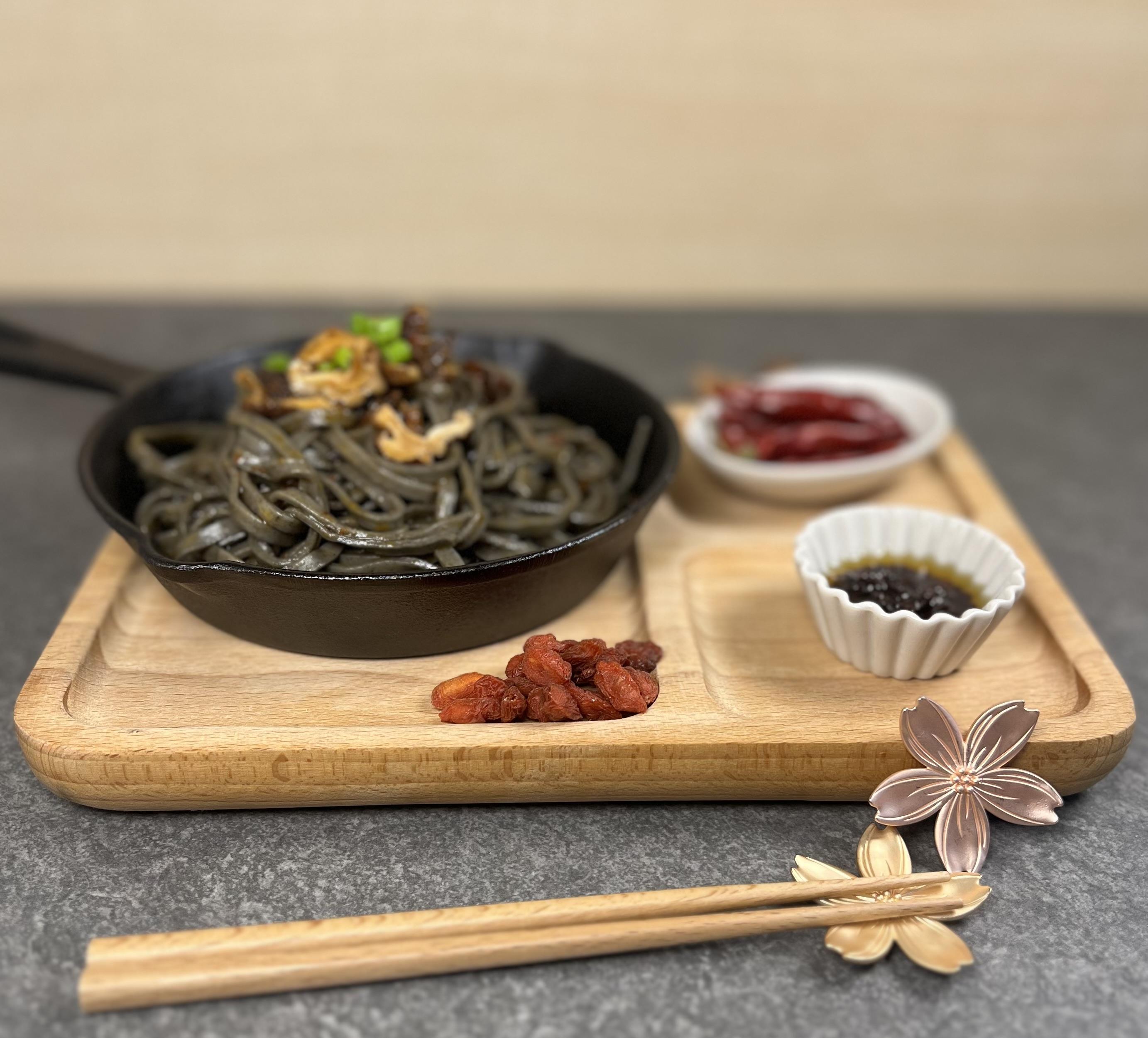 XO干貝黑芝麻麵/105g1入