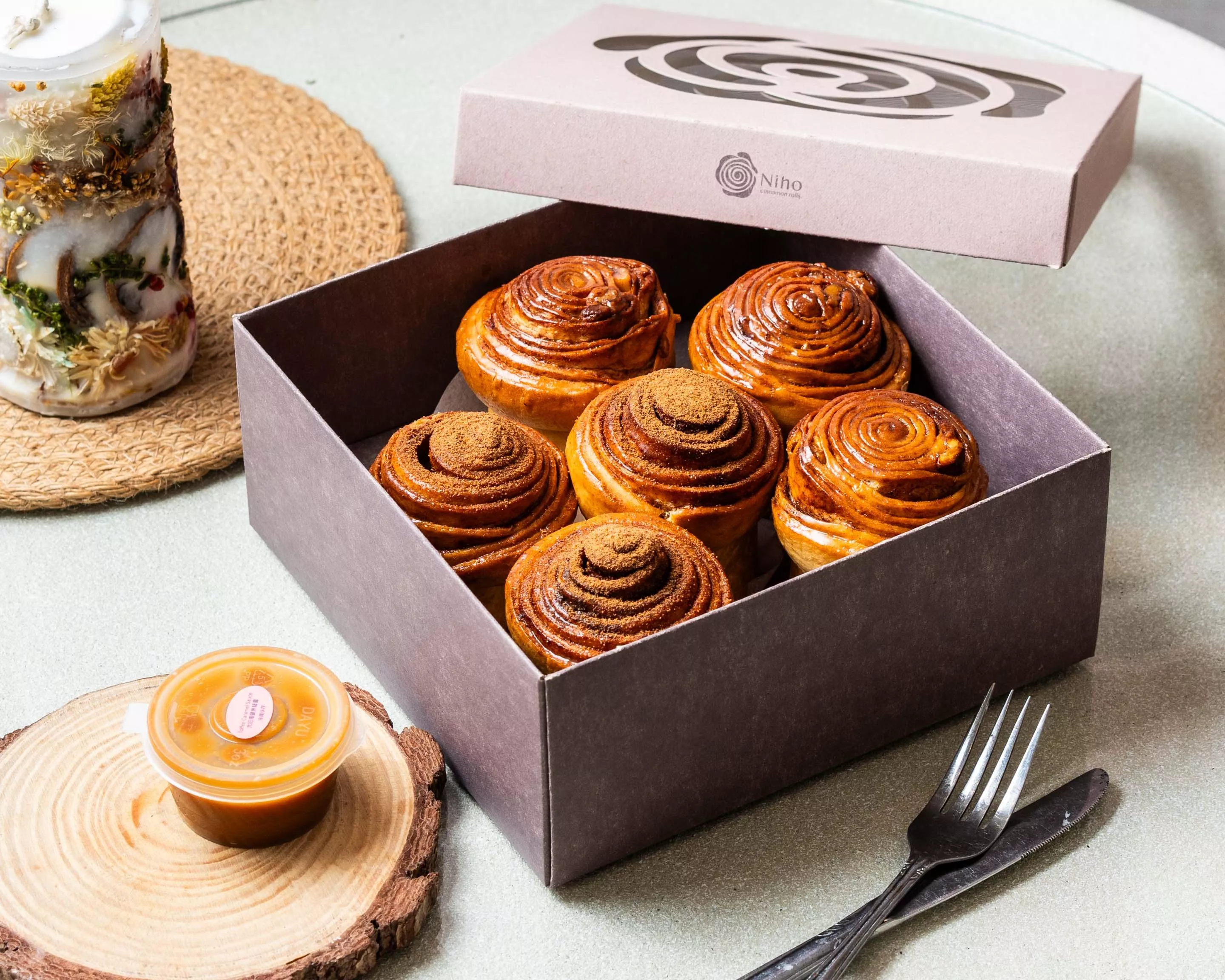 Original Cinnamon Rolls 招牌經典雙口味肉桂捲禮盒6入/盒