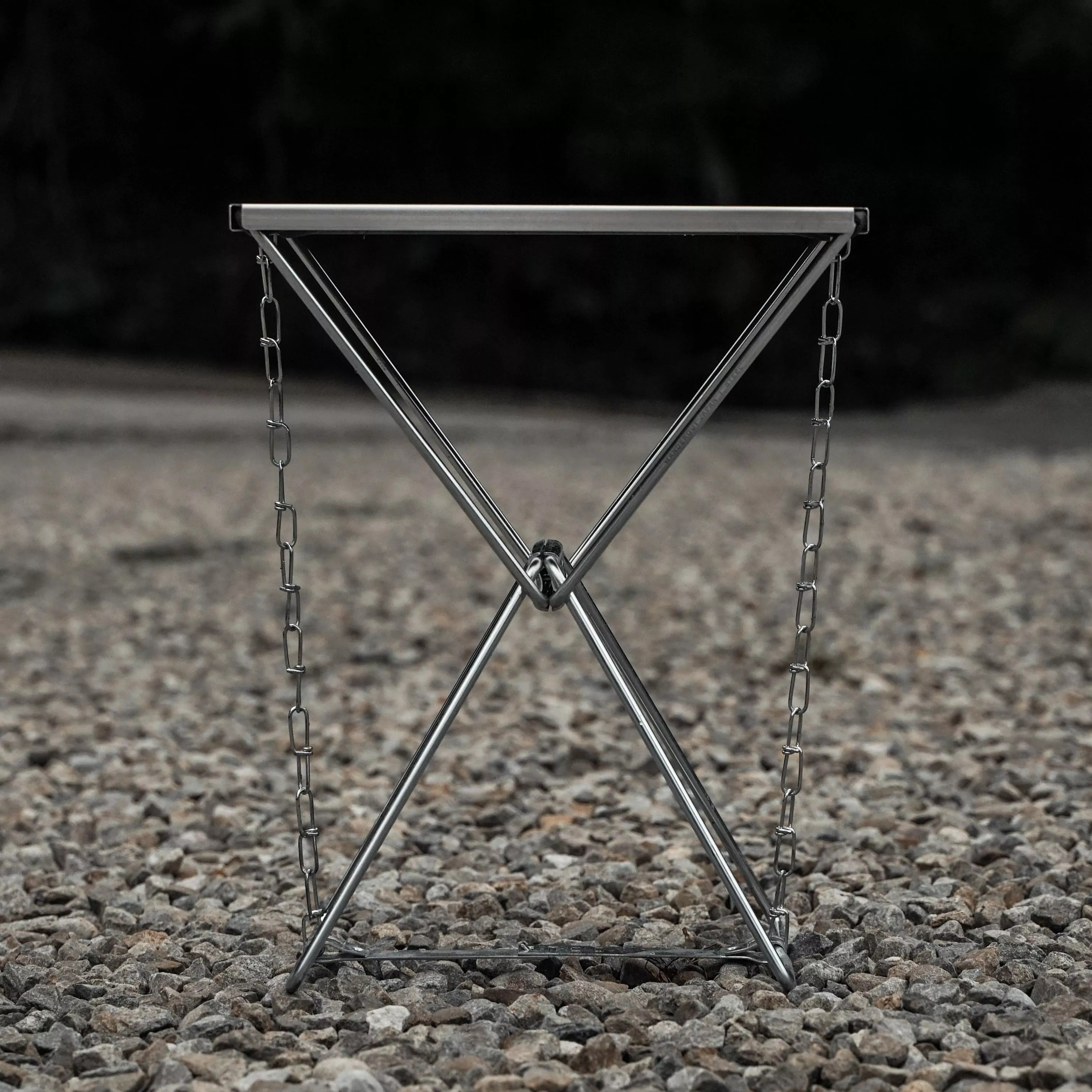 Universal stand / 桌板