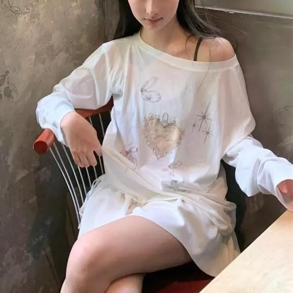 巴黎塔下的羅曼蒂克