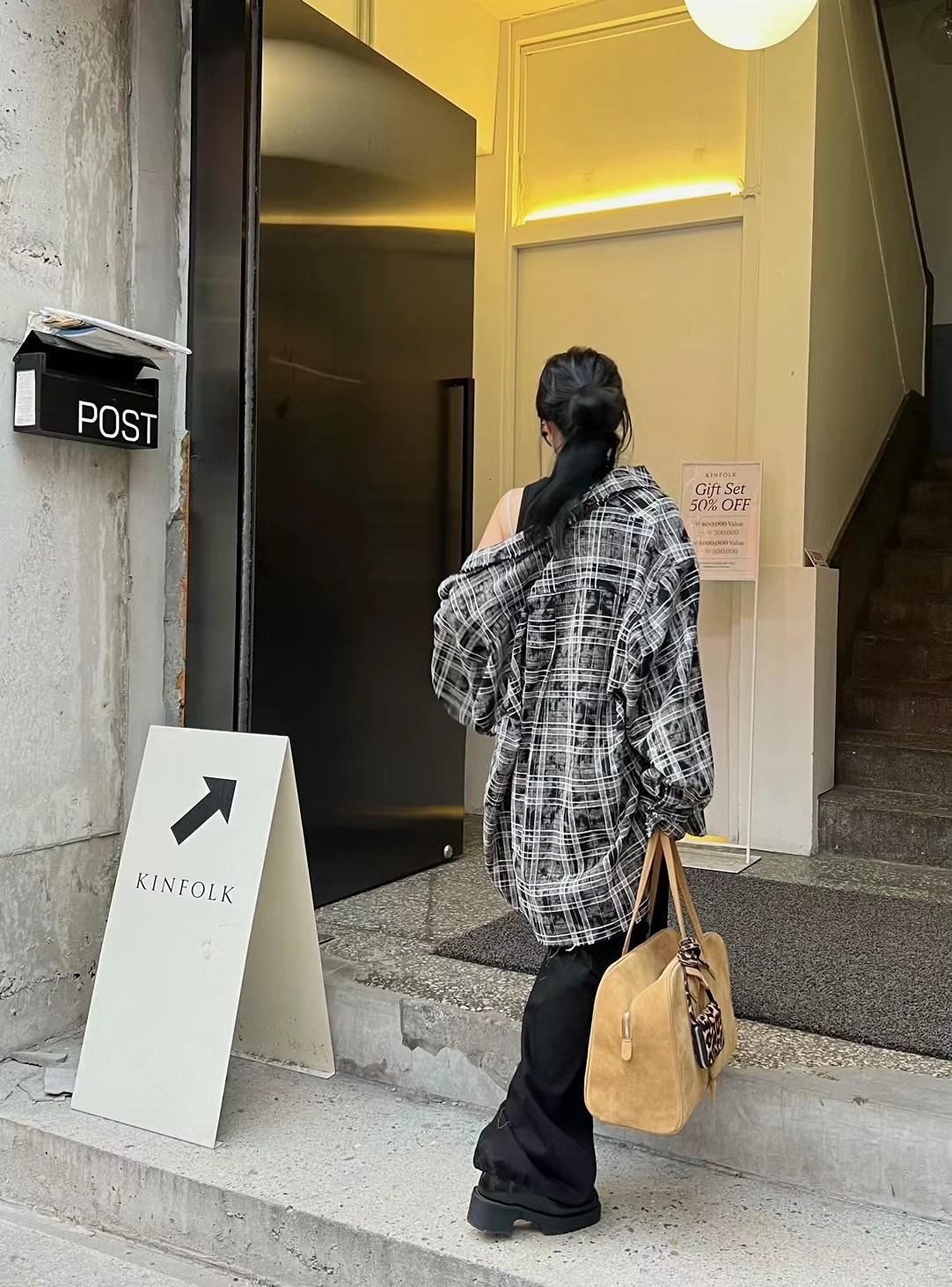 格紋特殊面料襯衫 渲染香香風