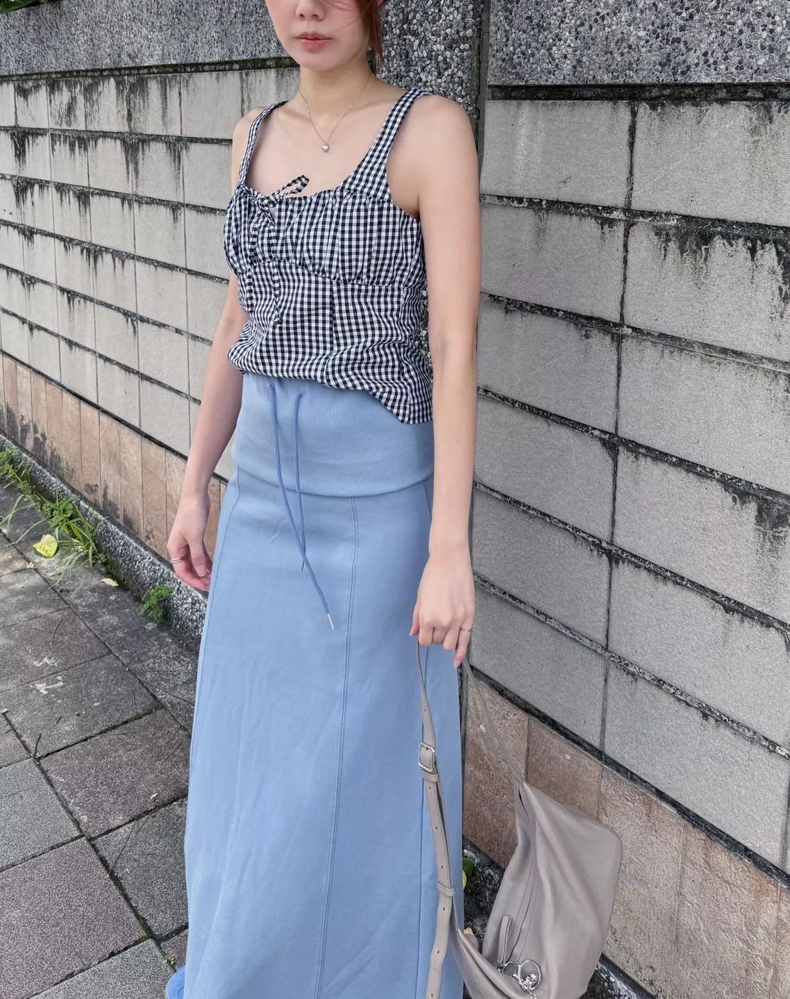 反摺設計開岔長裙