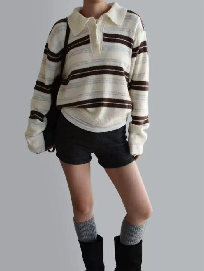 軟萌橫條POLO針織衫