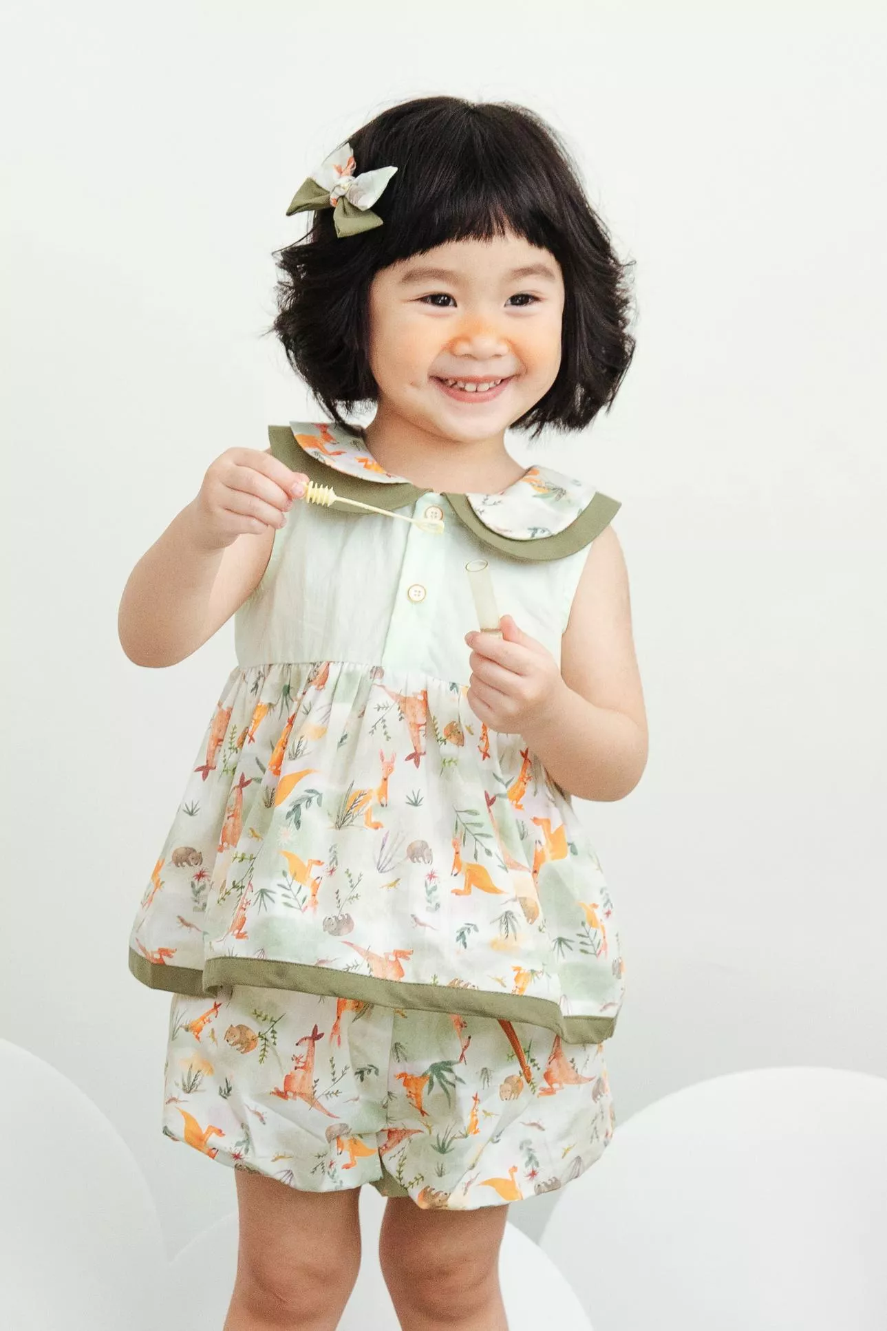 蹦跳袋鼠綁帶短褲