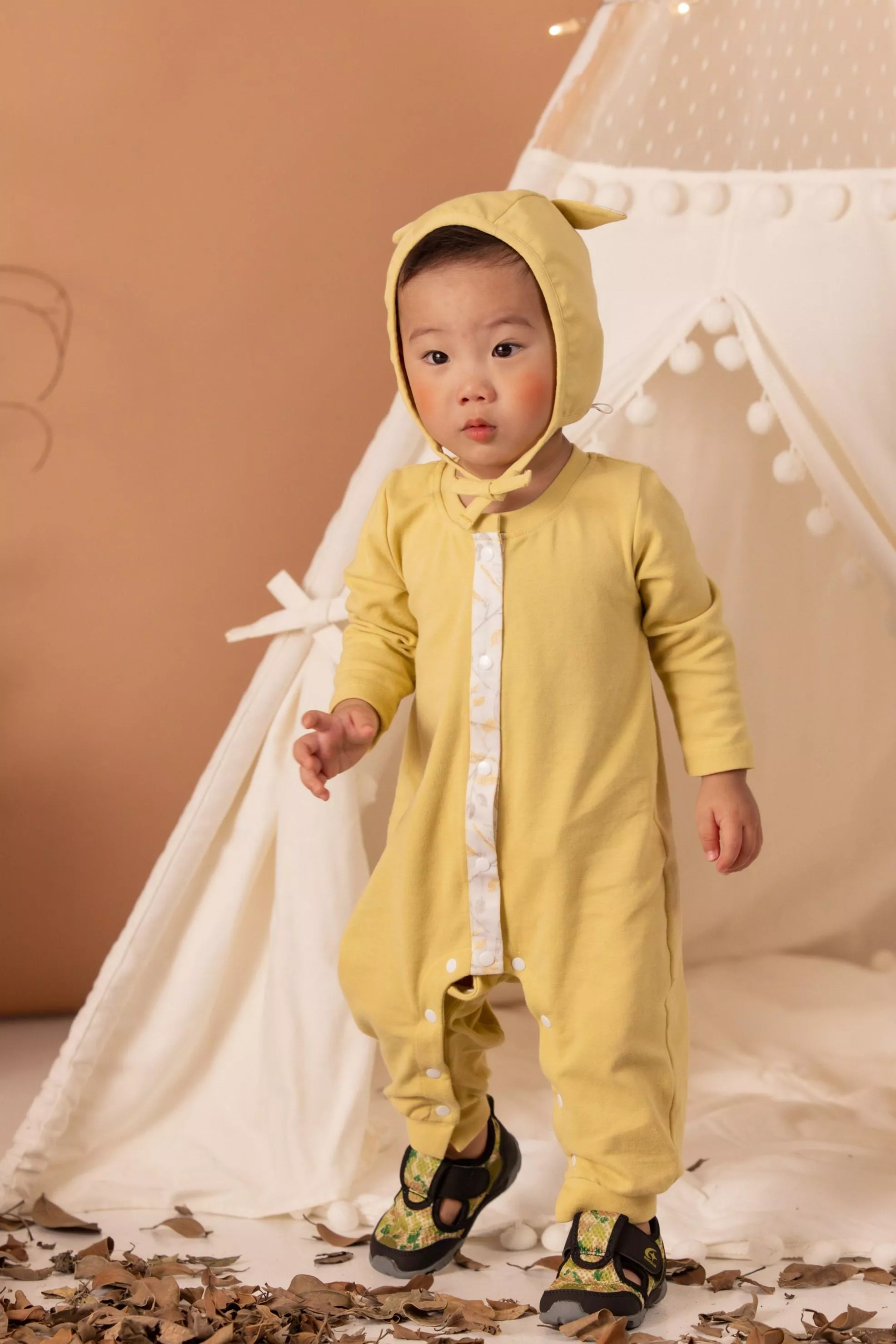 初秋楓黃連身褲