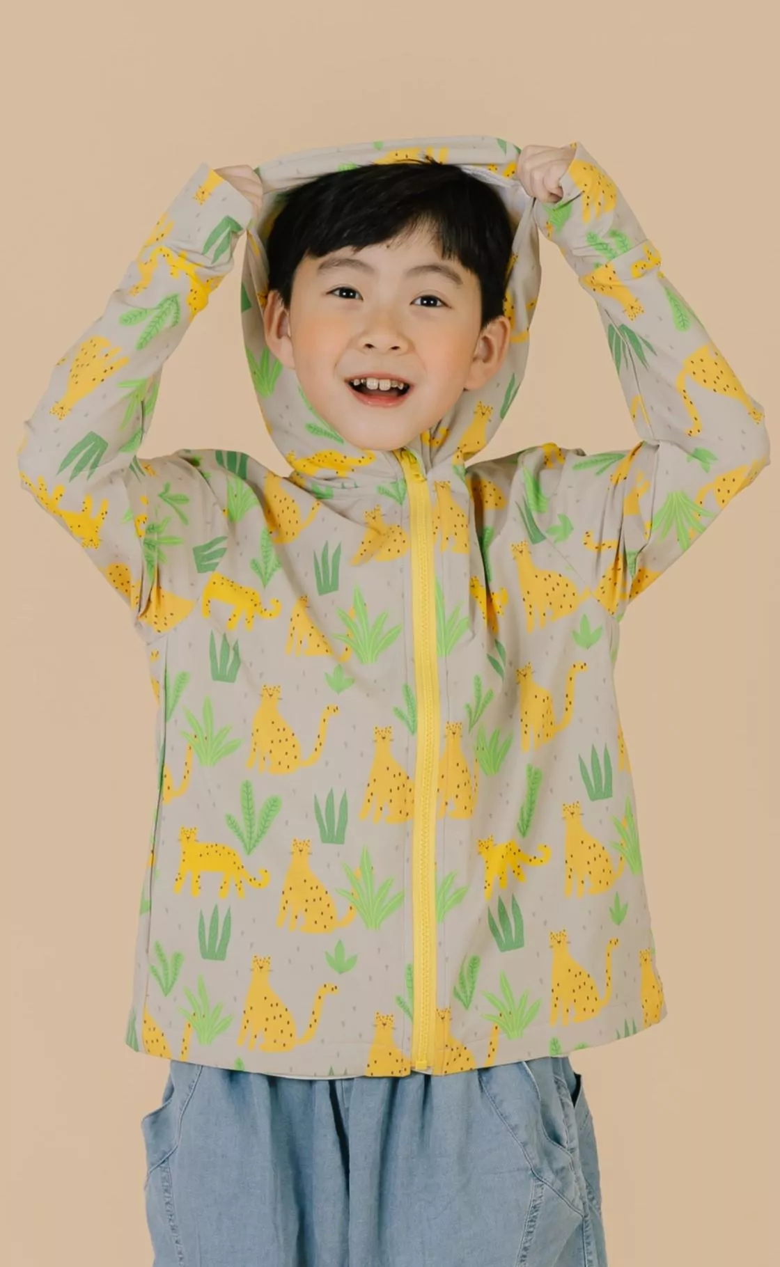 抗UV涼感防曬外套-沙地花豹