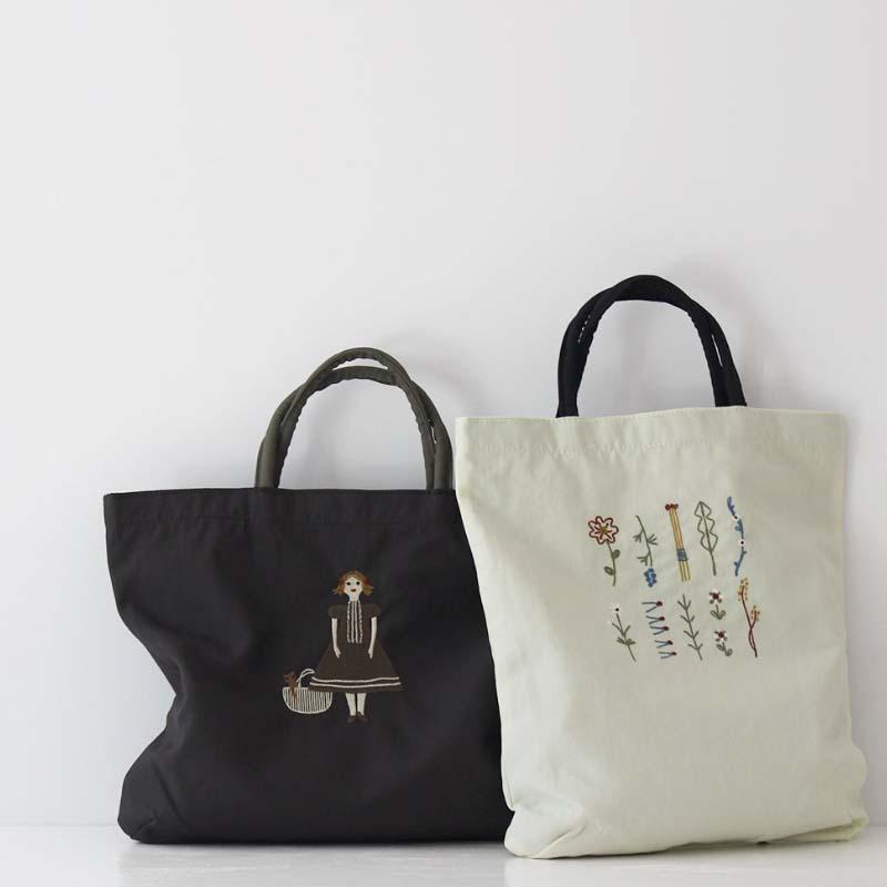 Atsuko Matano 保野溫子 刺繡尼龍 橫式手提袋 共5款 ( 3507-02~3525 )