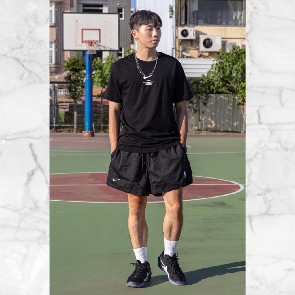 『老皮衣櫥』Nike NSW Swoosh Tee 背後大Logo文字標語短袖T恤 DZ2882-010