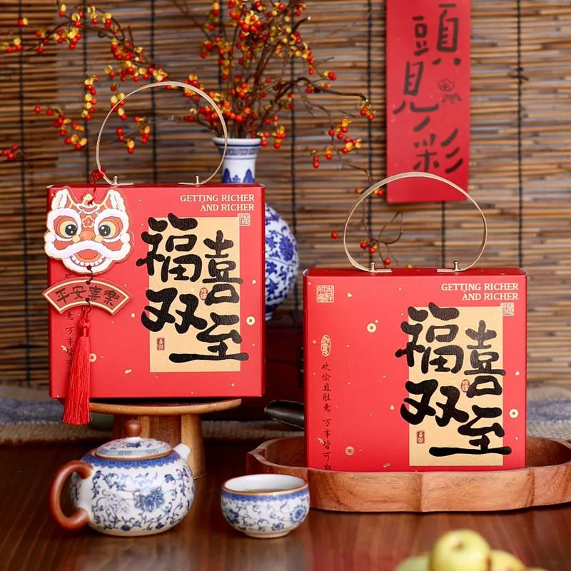 [JS文創] 2025蛇年包裝盒 蛇年禮盒  新年餅乾手提盒 新年蛋黃酥手提盒 新年包裝盒 新年禮盒