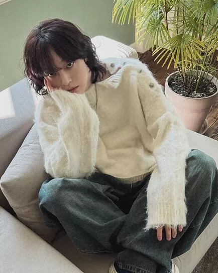 𝑯𝒐𝒕.ᐟ.ᐟATEEZ / TWS同款 暖冬香肩側開羊毛針織衫🐑