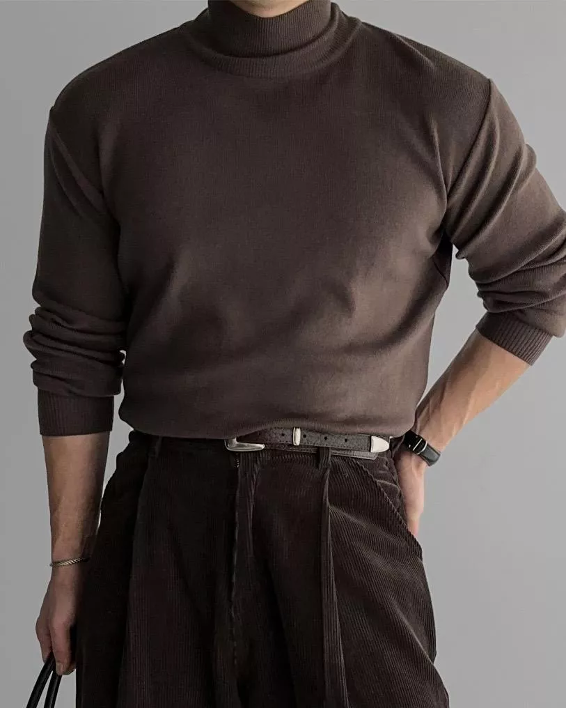 修身肌肉款薄羊毛高領衫