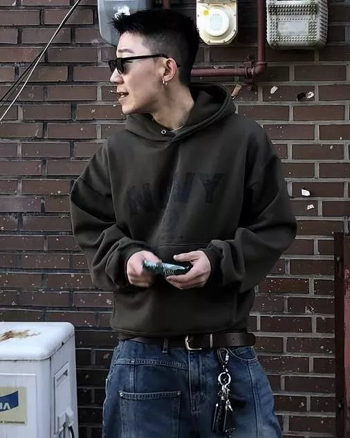 BOXY短款版型｜刷毛刷舊字母帽踢