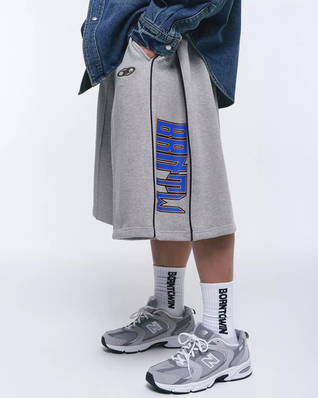 Born to win／25 SS : TRACK 1st／SIDE TWO TUCK BERMUDA PANTS [MELANGE GREY]