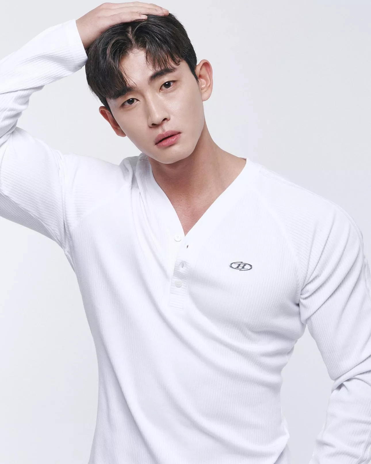 Born to win／25 SS : TRACK 1st／ B PENDANT VELVET LINE LONGSLEEVE [WHITE]
