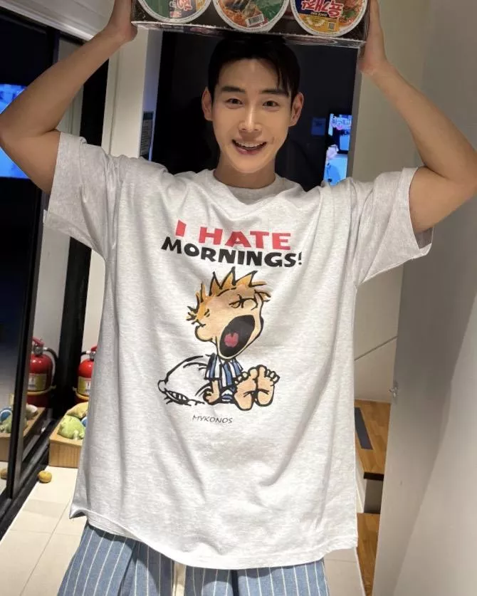 HATE MORNINGS .ᐟ.ᐟ 瞌睡蟲印花T恤