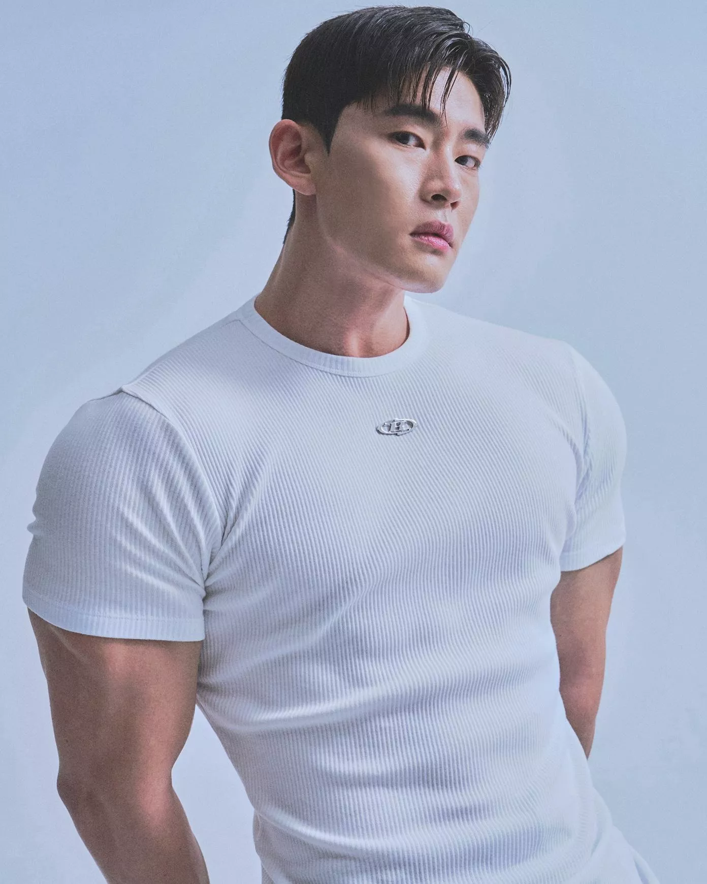 Born to Win／RIBBED B PENDANT MUSCLE FIT T-SHIRTS [2C]