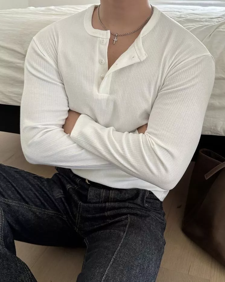 顯壯肌肉款 彈性細柔亨利領長袖