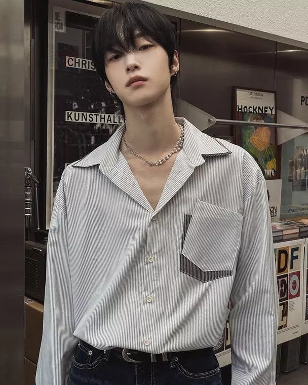 湛藍條紋 交疊拼接口袋襯衫