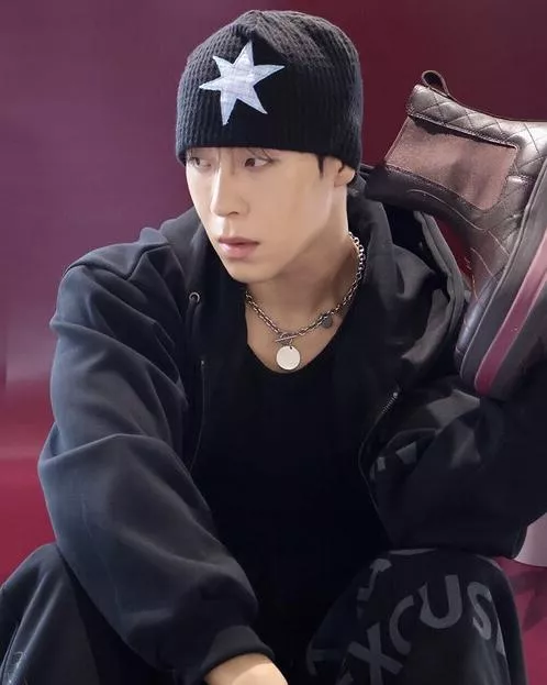 水藍格紋刺繡星星💫華夫格帽