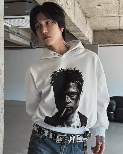 Brad Pitt壓釦 氣球收口短版連帽上衣