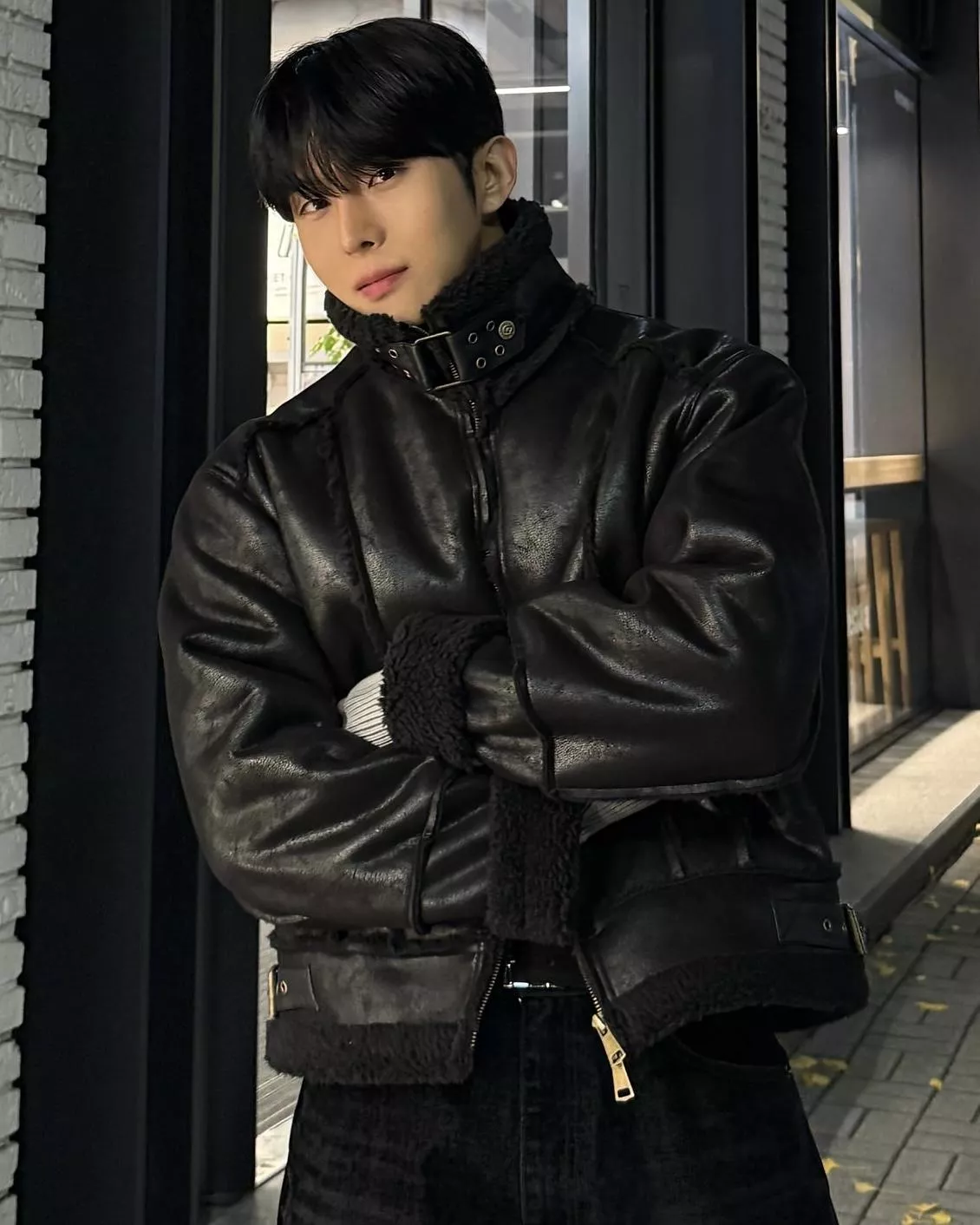 黑騎士切割風 短版皮革羊羔毛外套