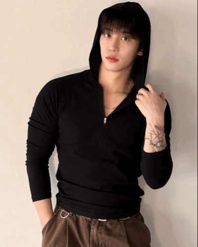 顯壯肌肉款 彈性羅紋連帽拉鍊衫