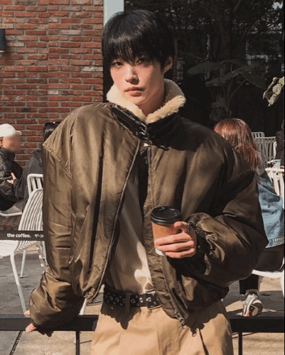 BOXY寬短版 羊羔高領 皮革外套