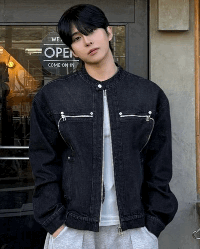 MA-1硬派拉鍊帶式 寬短版牛仔外套