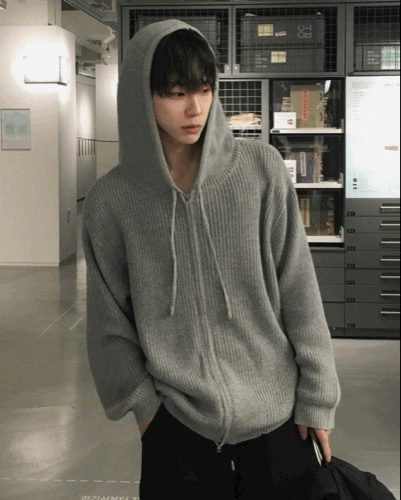 柔軟 BOXY寬短版 寬鬆針織連帽外套