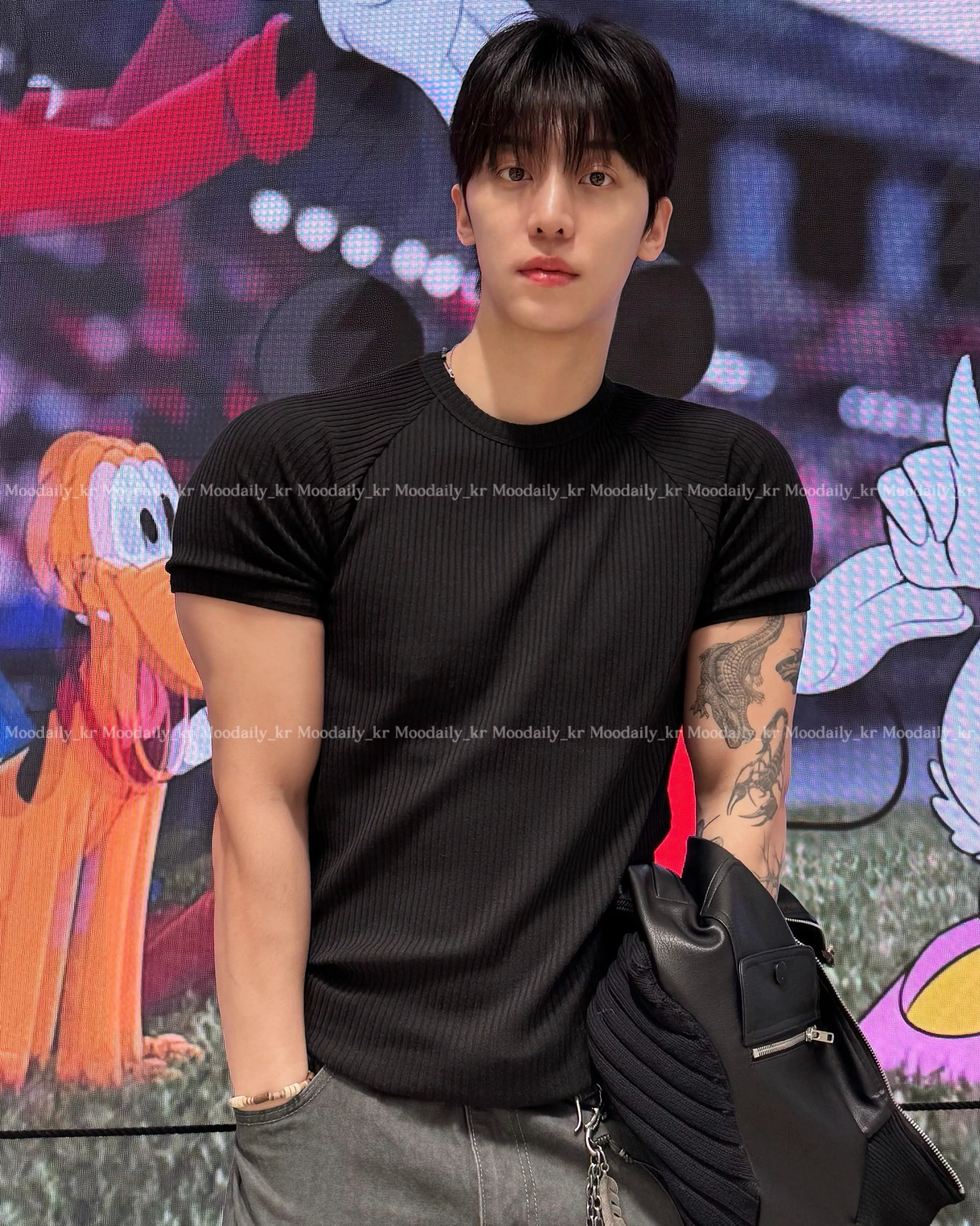 泰亨同款♡修身顯肌 插肩袖羅紋彈性 承一短袖