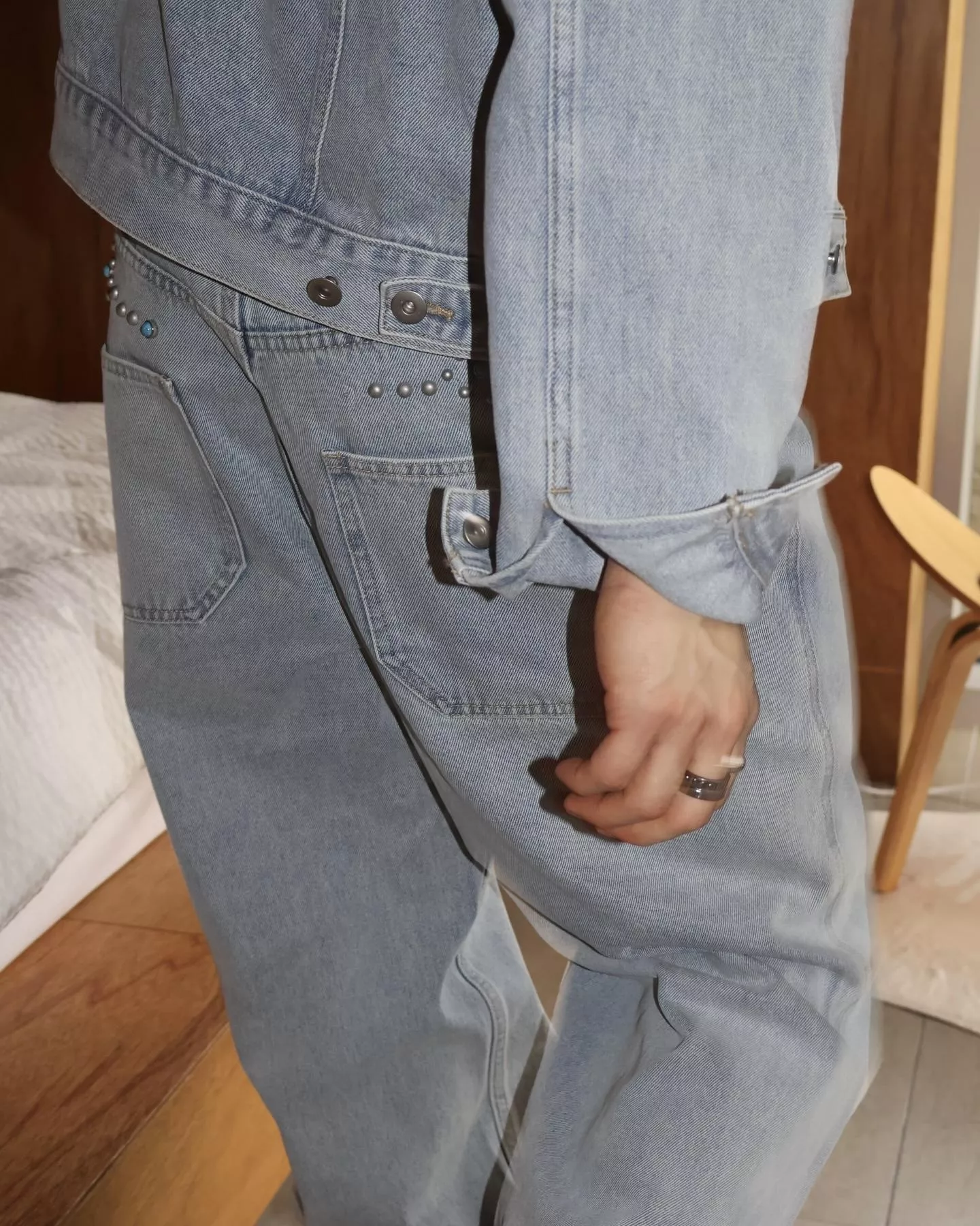 海島民俗風 鉚釘 寬鬆直筒牛仔褲