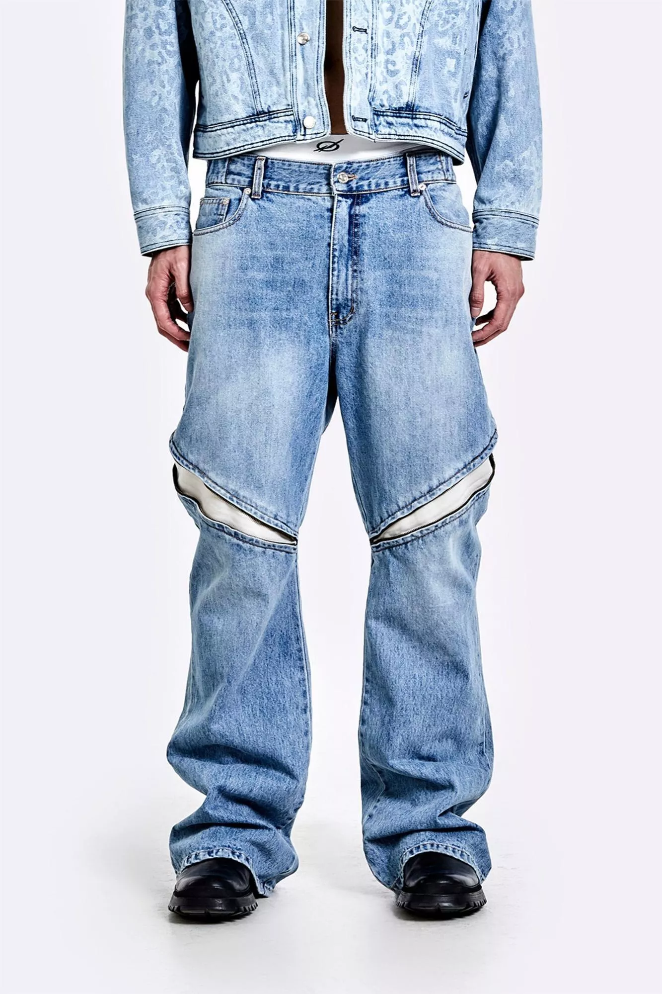 51% Devils Denim 惡魔切割微喇牛仔褲