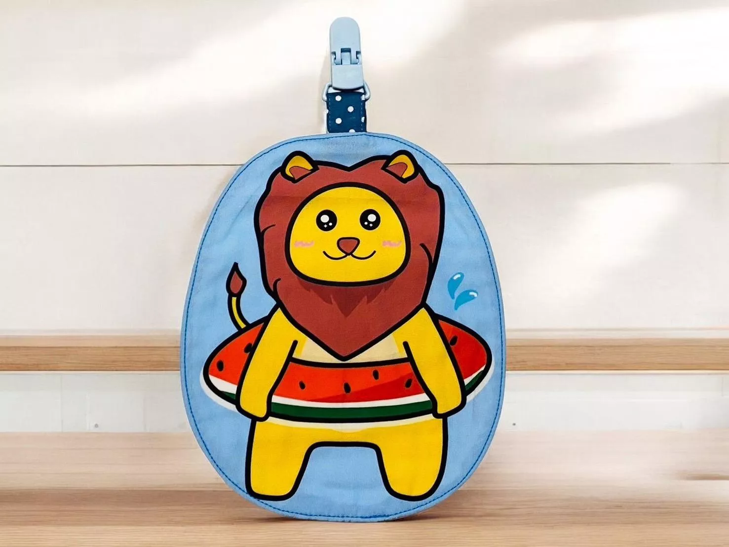 小獅手帕巾