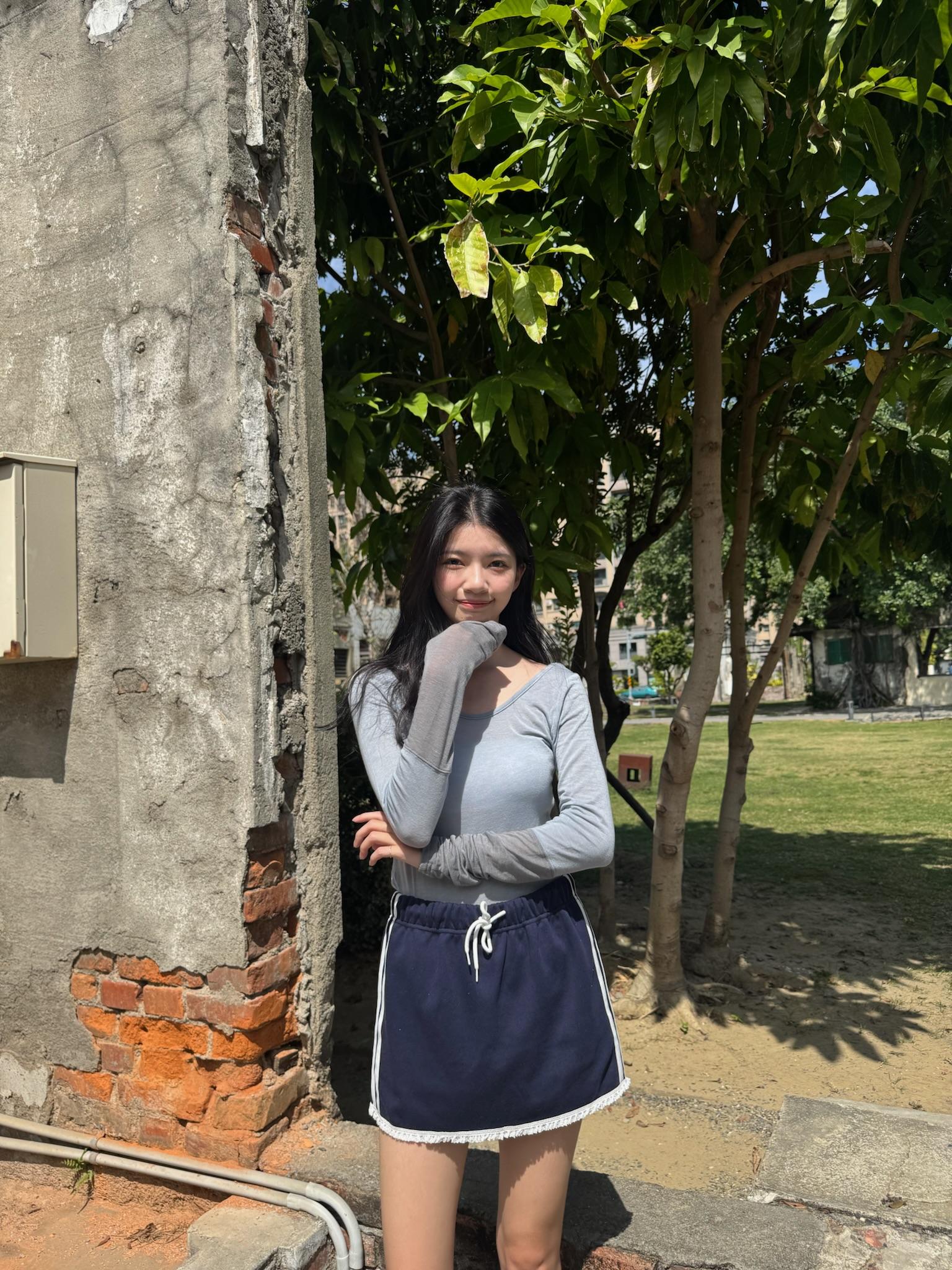 輕霧透影撞色內搭