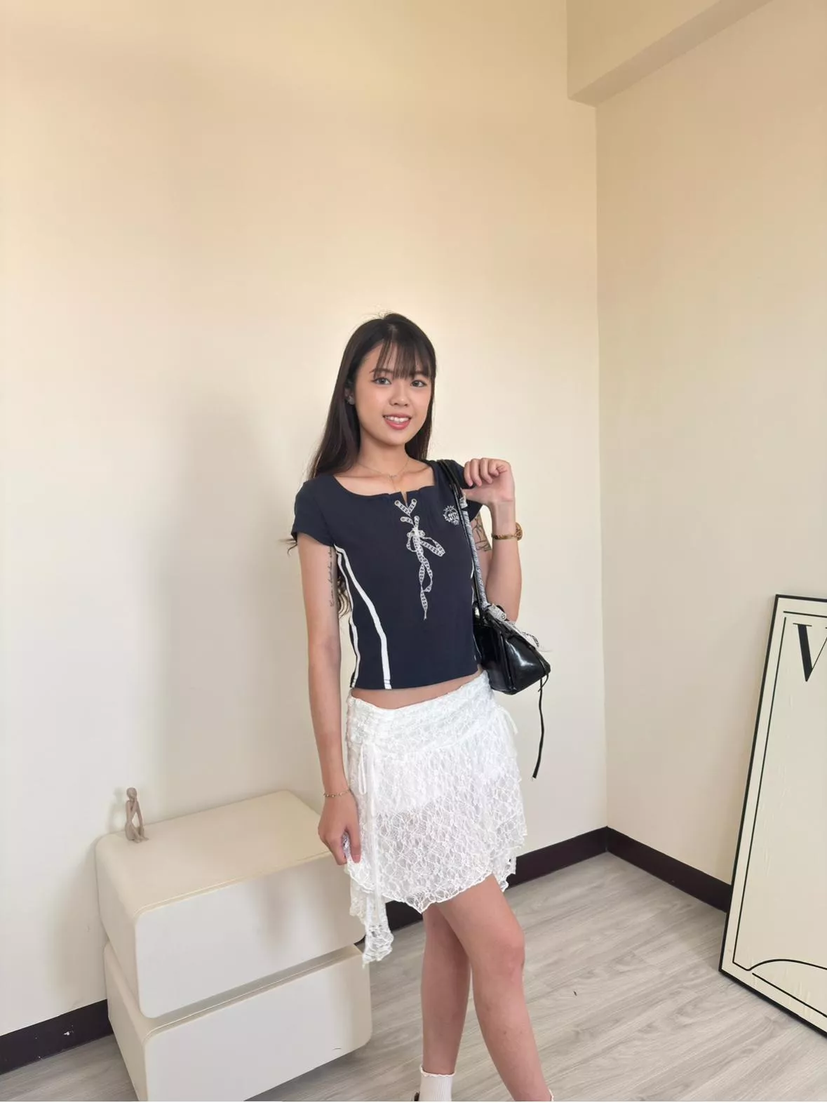 藏紅戀曲美式學院短T（藏藍）