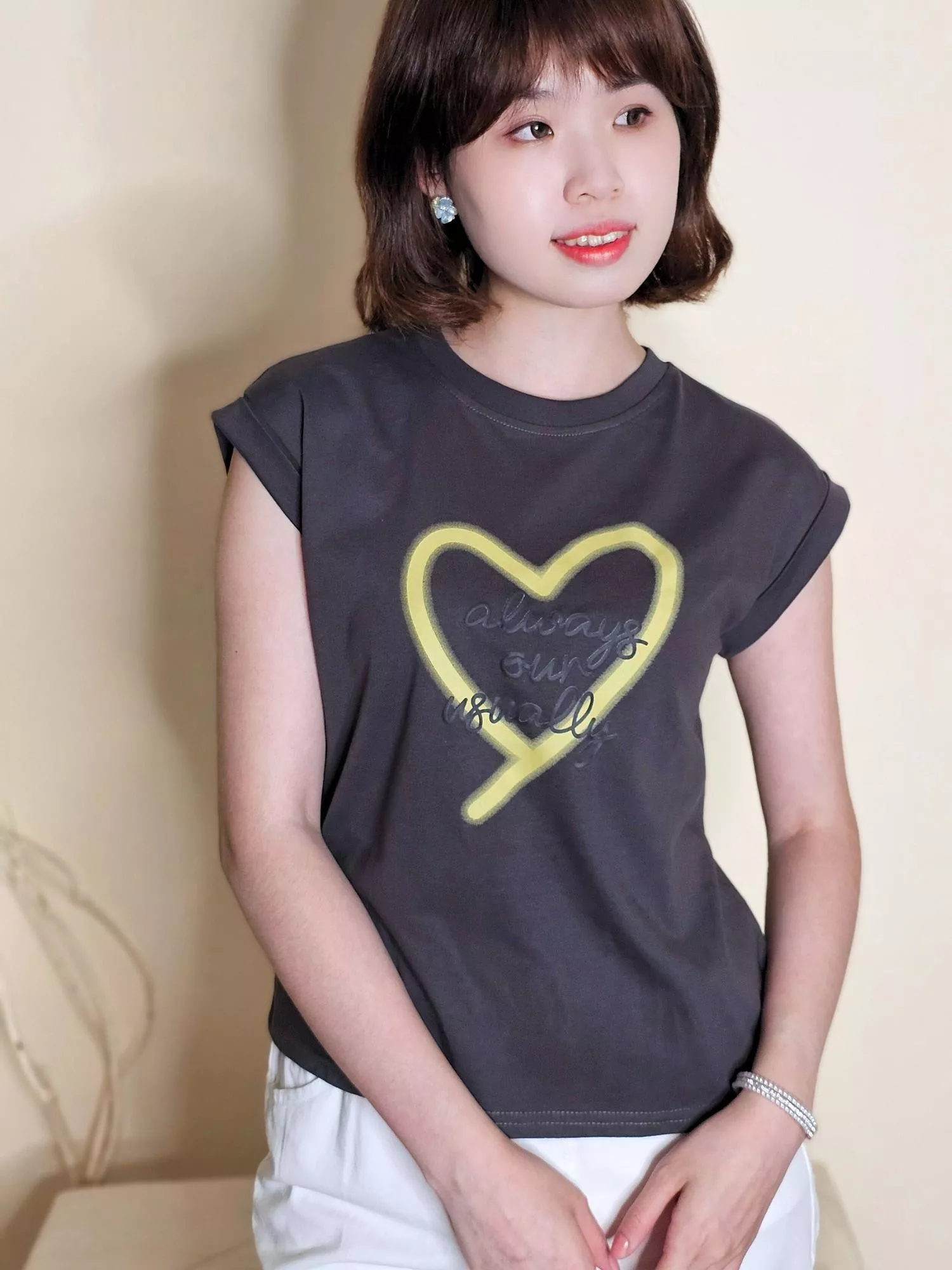 心動閃閃 - 塗鴉愛心上衣