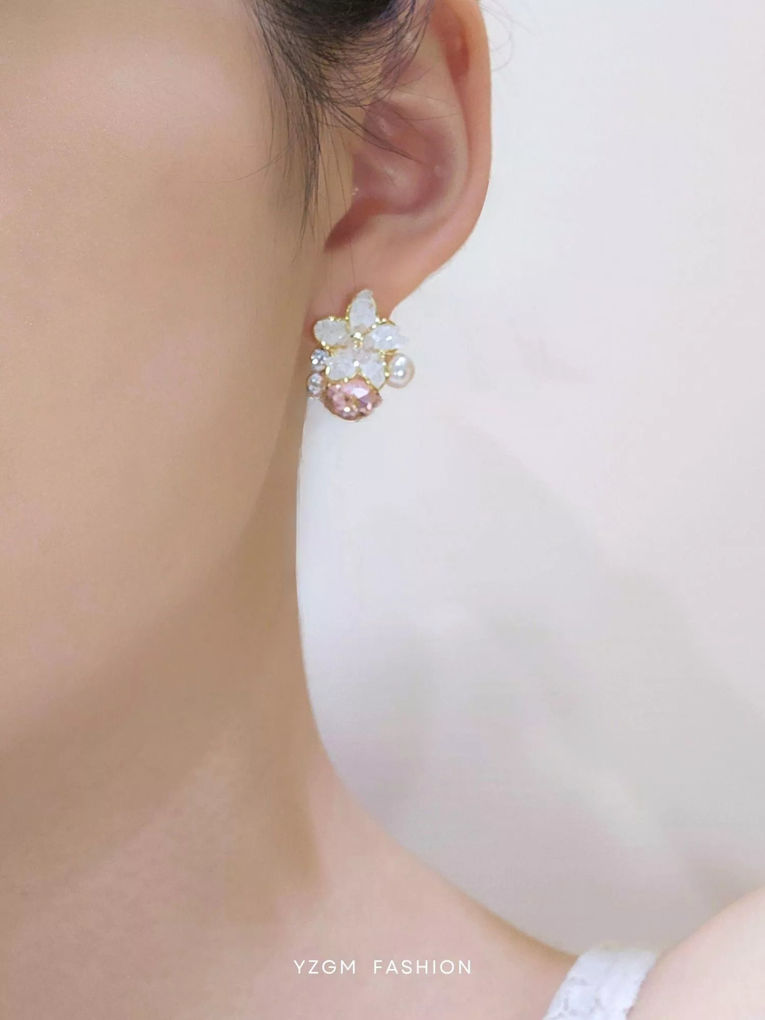[S925銀針] 晨光向語/ 水鑽花朵耳環 / 粉色綠色