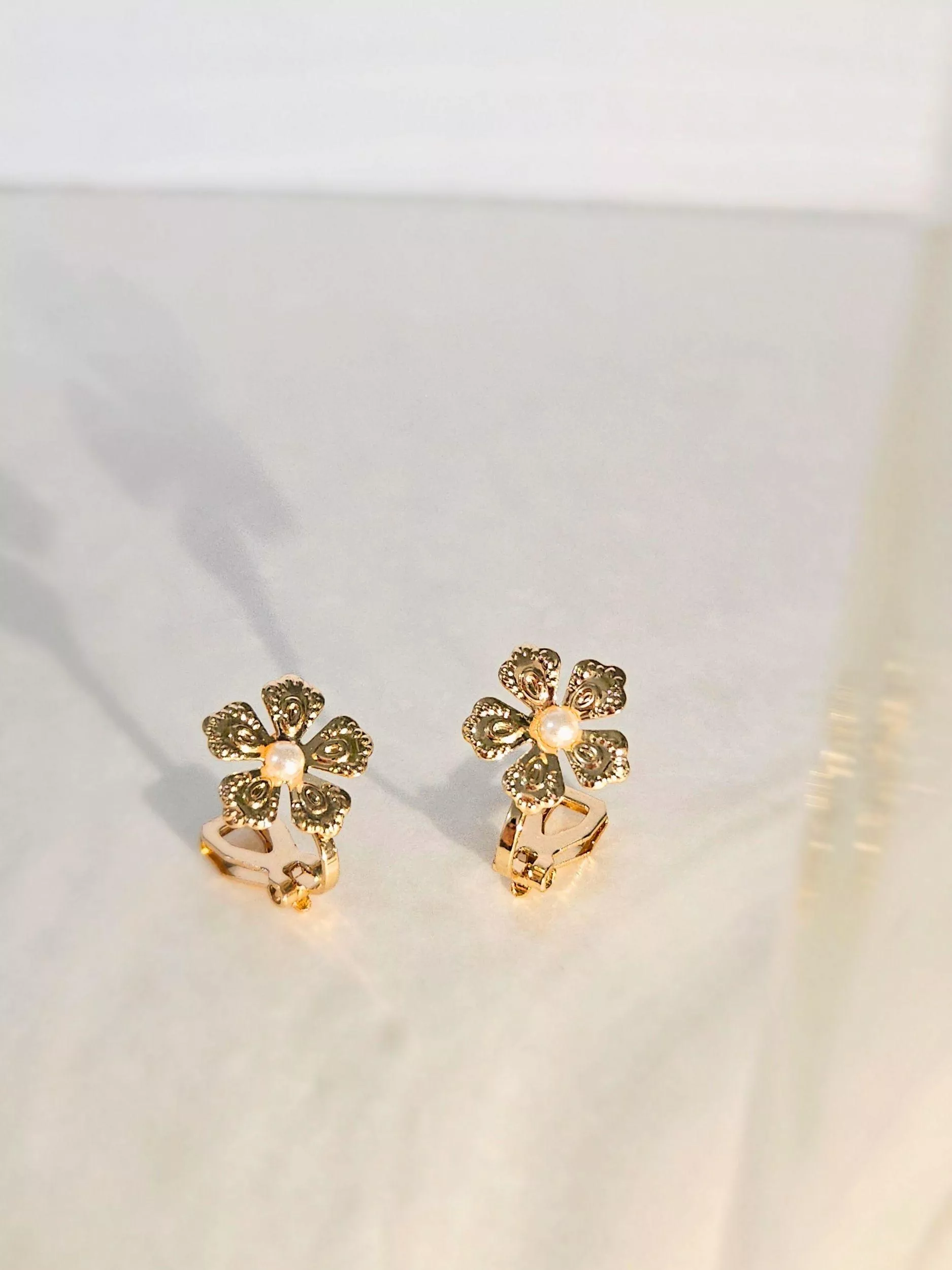 暖晶小花．耳夾 無痛夾式耳夾