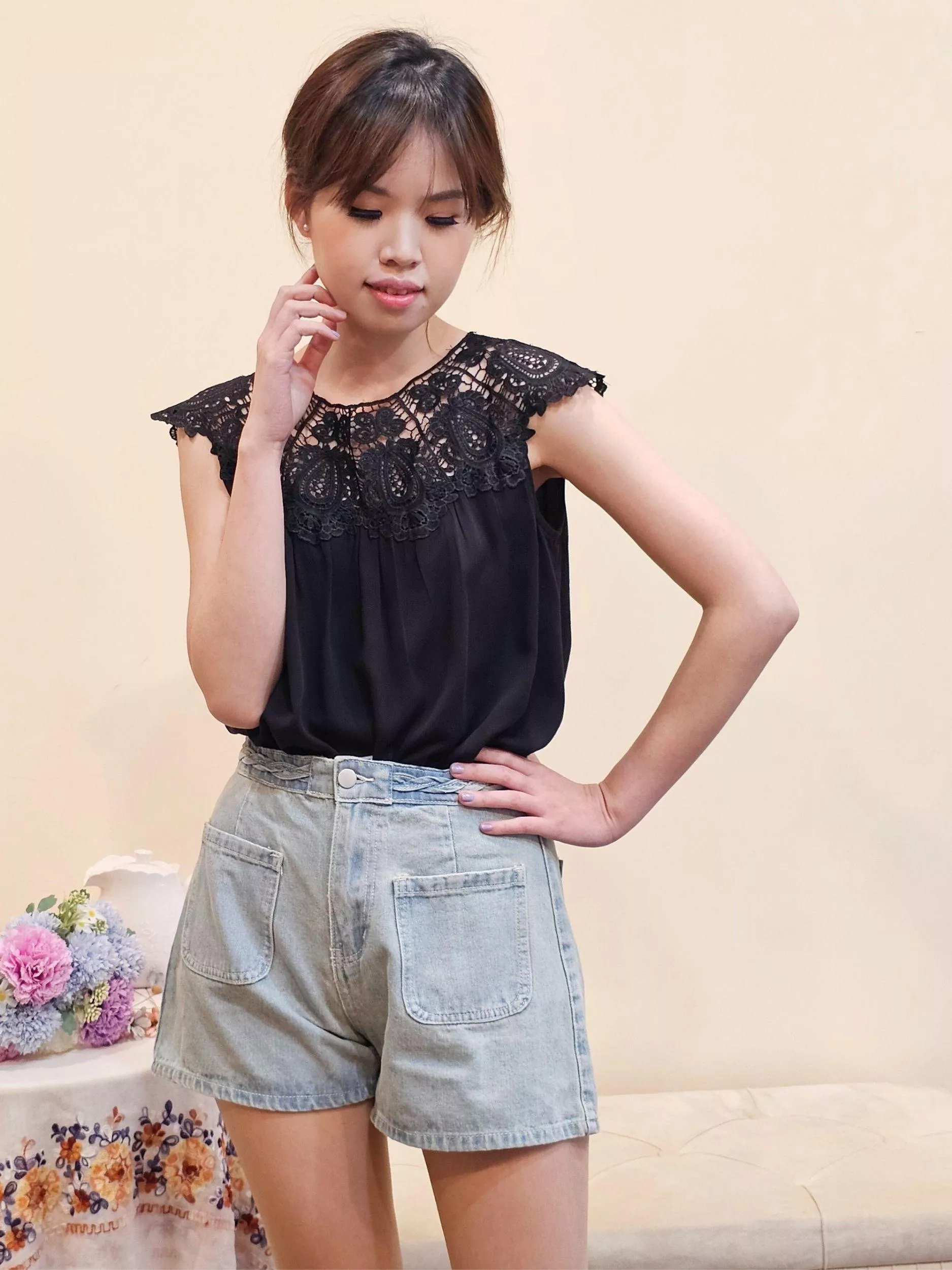 花邊牛仔．牛仔中腰短褲