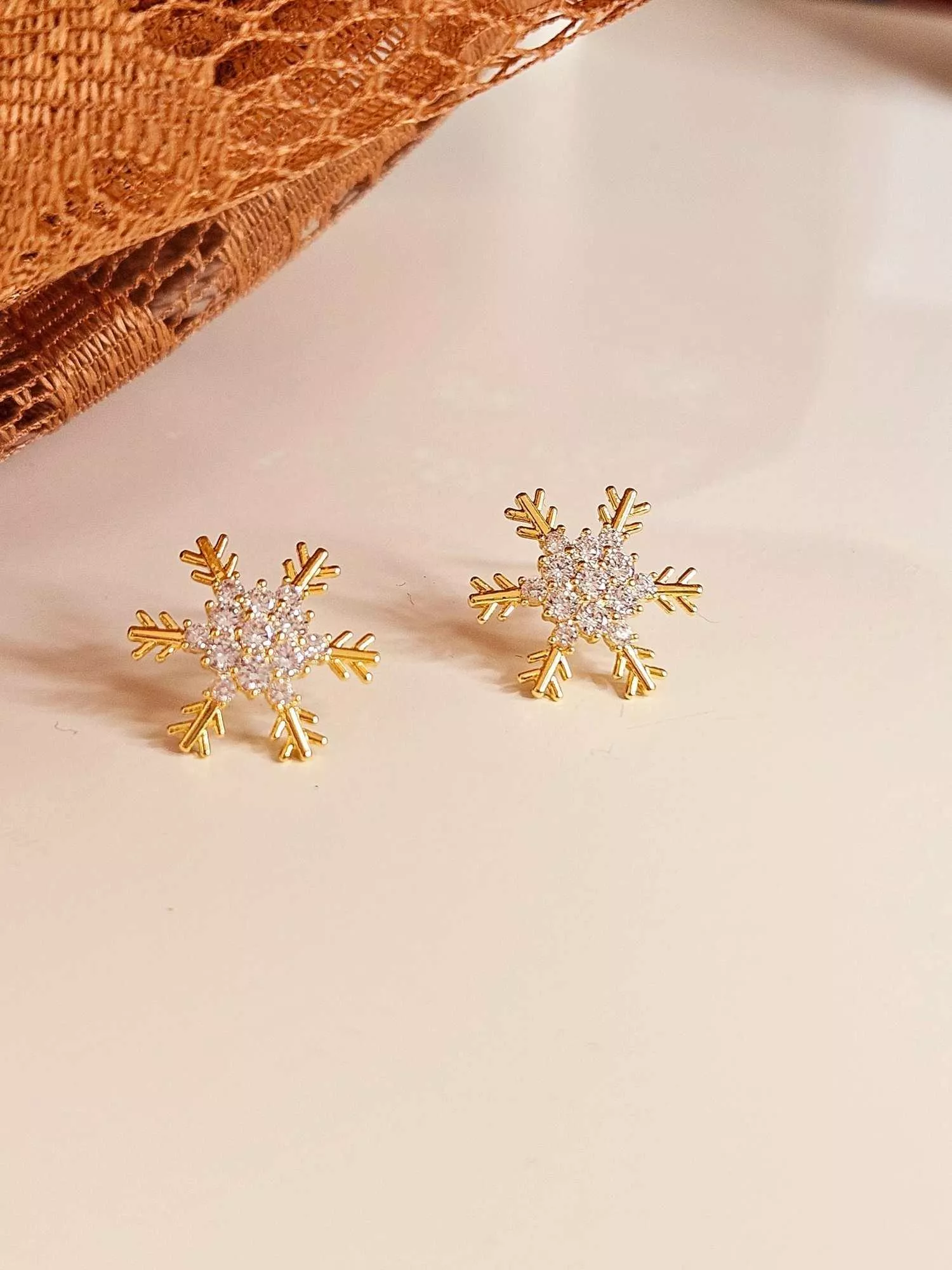 《冬日詠嘆》雪花鋯鑽耳環