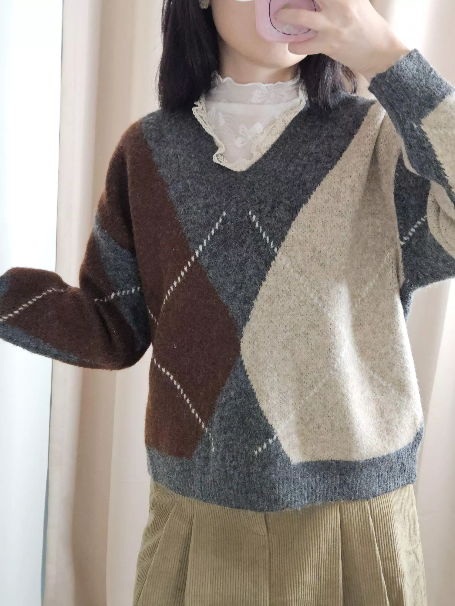 《紅棕織影》V領針織上衣