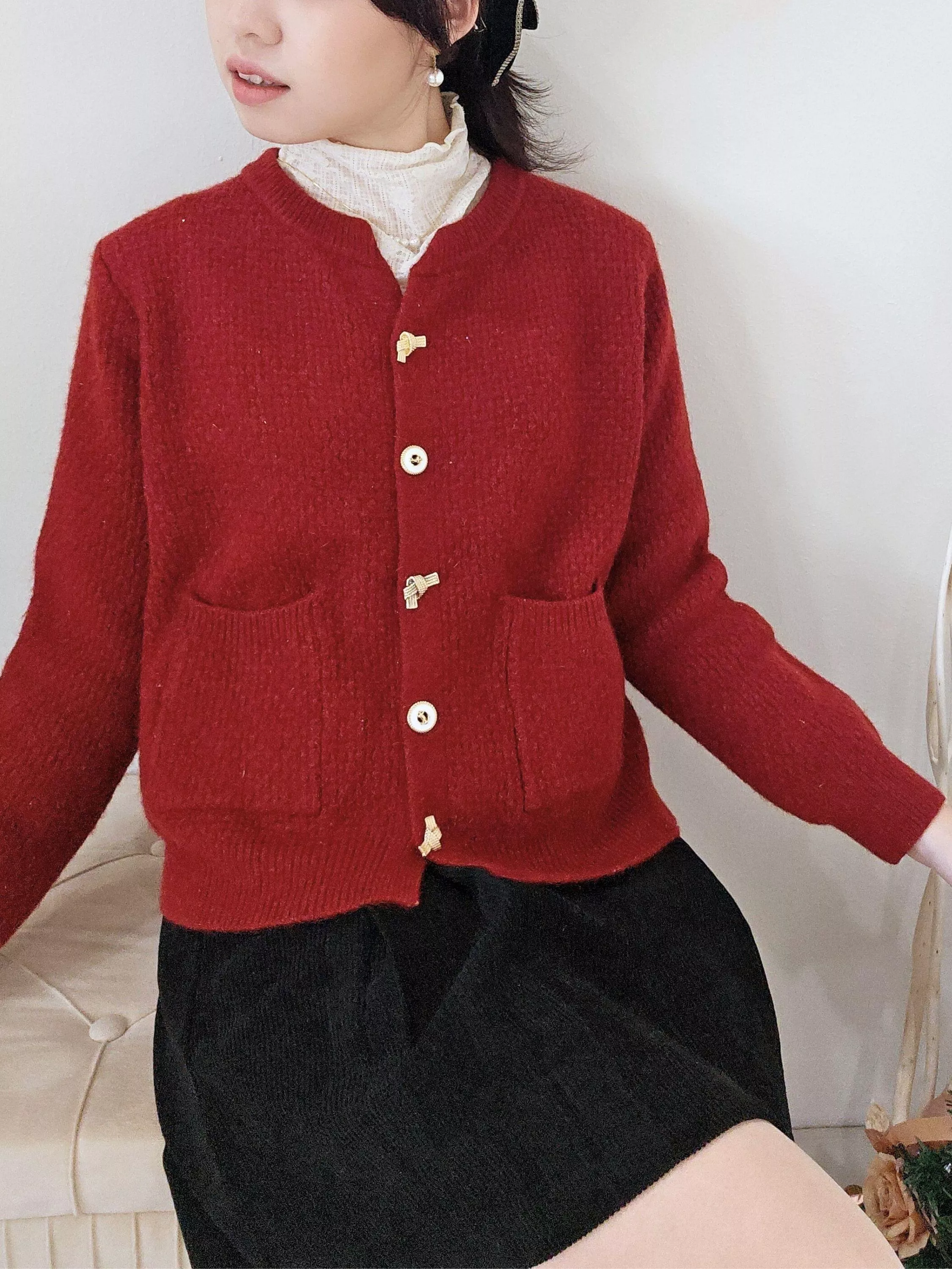 《奶油捲》微閃針織外套 長袖外套 聖誕節 跨年 過年紅外套 氛圍感百搭針織衫 淺藍/紅/黑